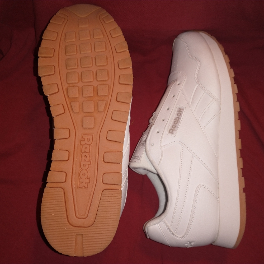 Reebok tennis shoes
